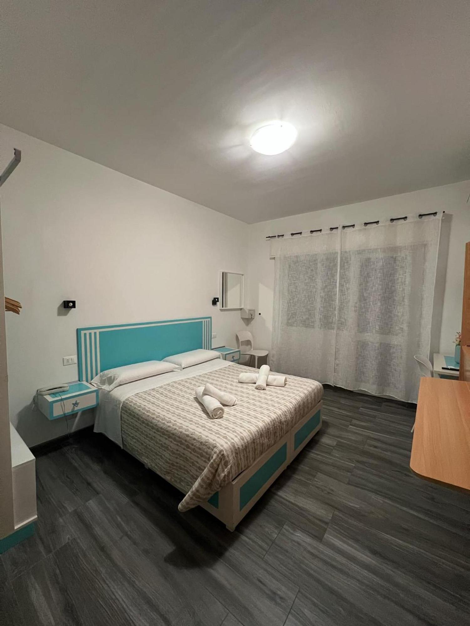 Bike Hotel Oasi Finale Ligure Ngoại thất bức ảnh